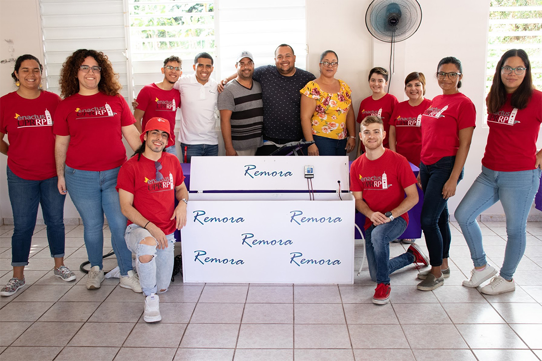 Negron-Ocasio (center) with his Remora colleagues 