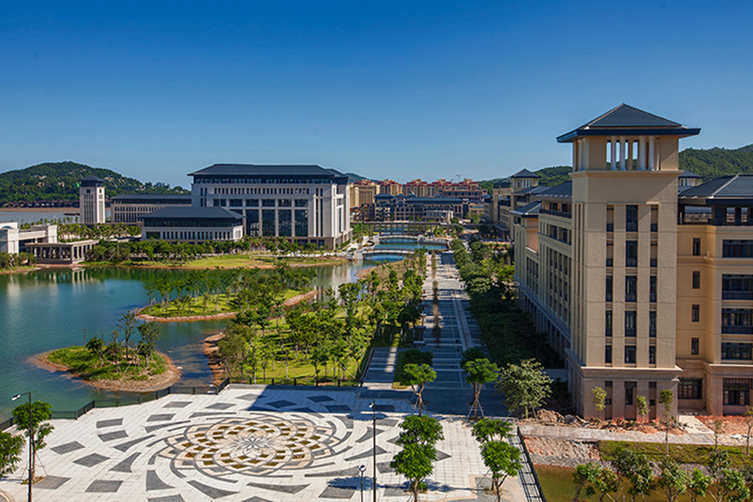 Classes at the University of Macau are conducted in English, Portuguese and Cantonese.