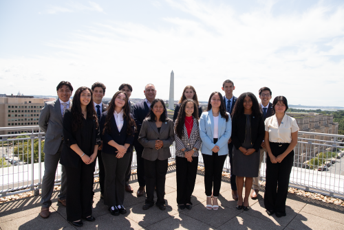 The Caminos al Futuro students with Gilbert Cisneros.