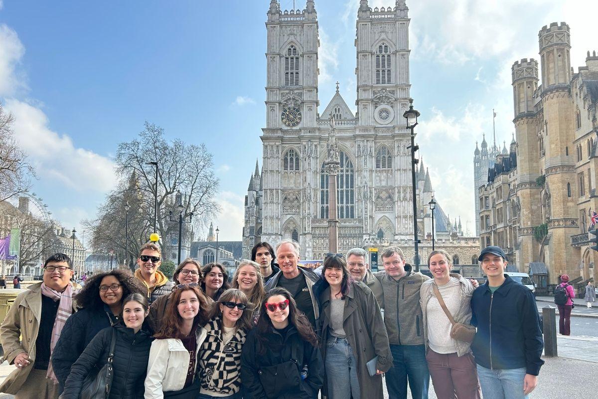 Class in front of Notre Dame